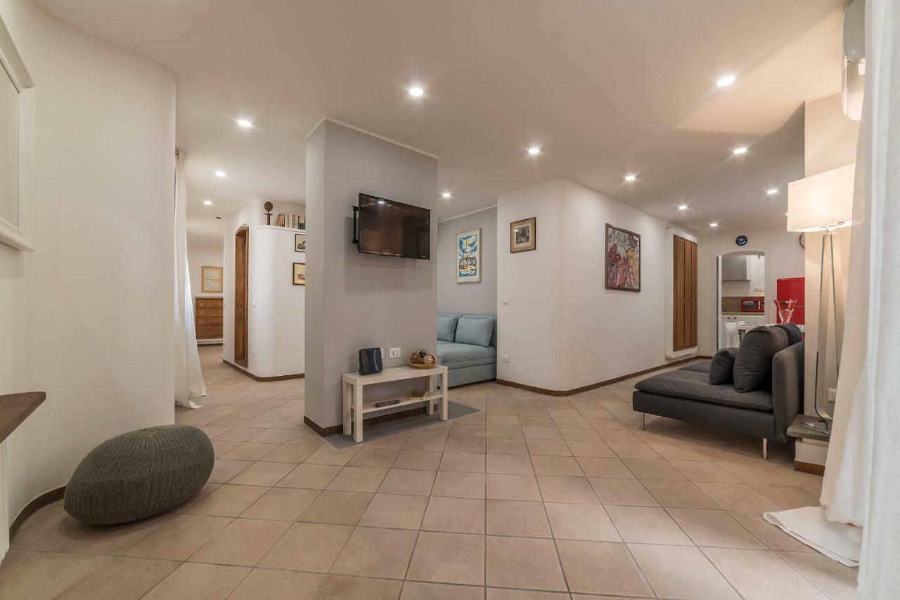 Apartment Montecitorio Lovely Rome