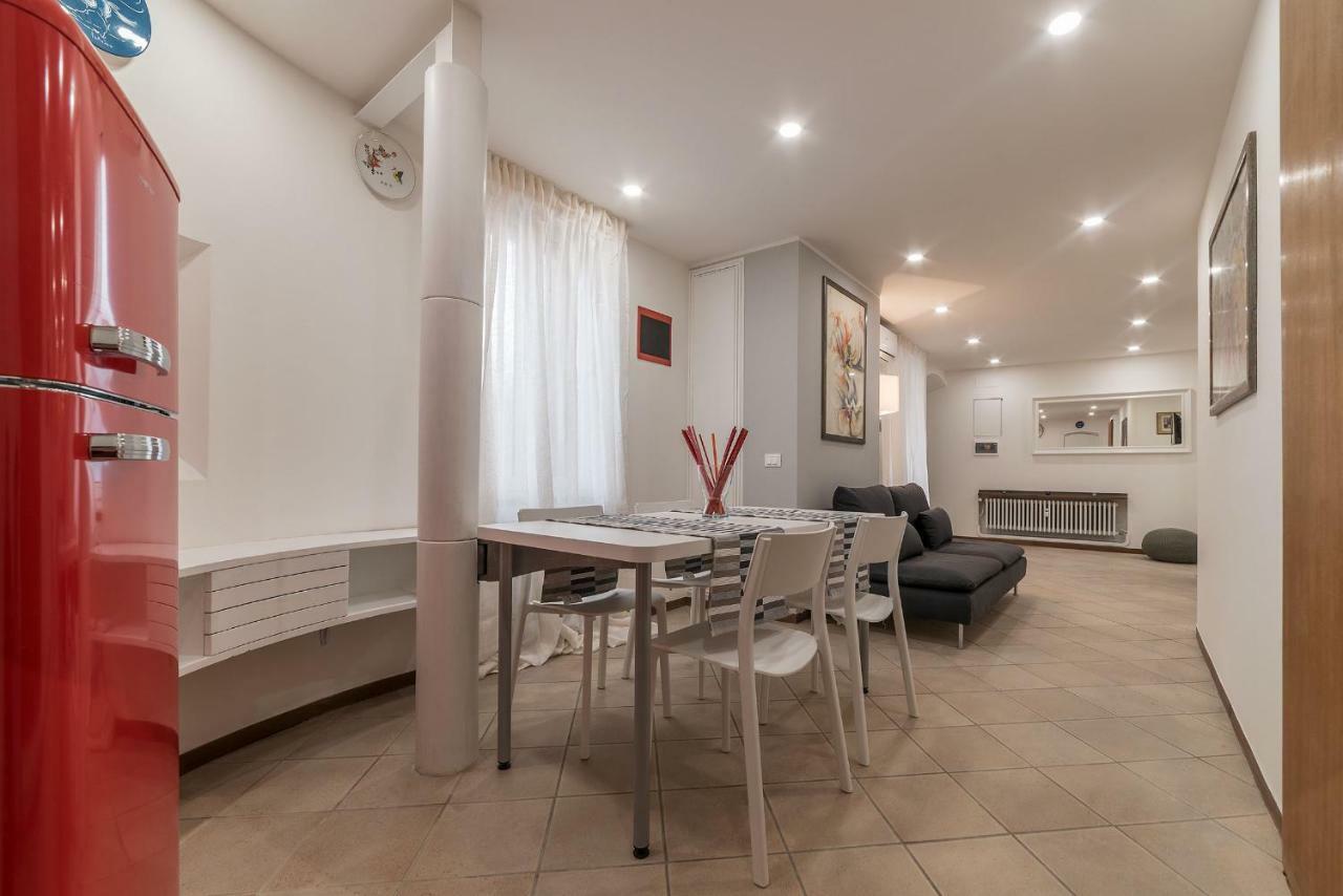 Apartment Montecitorio Lovely Rome
